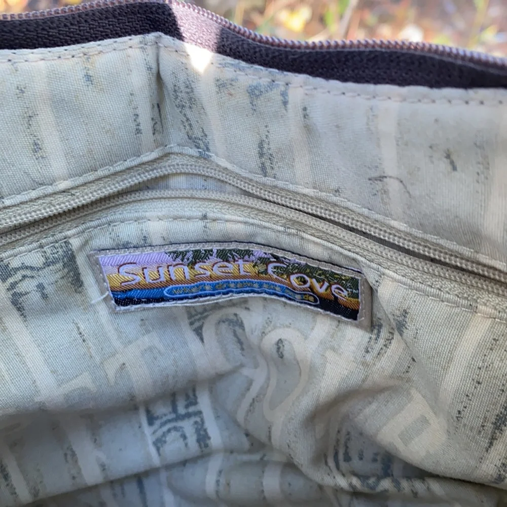 Sunset Cove Shoulder Purse - Picture 6 of 9